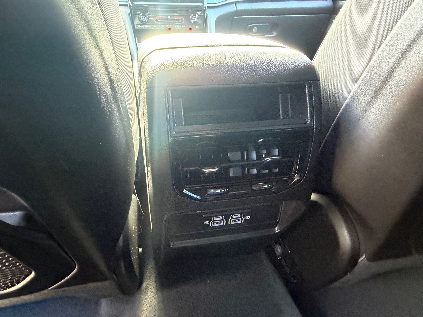 Used 2025 Jeep Grand Cherokee Laredo w/ MOPAR Finishing Package RWD image 12
