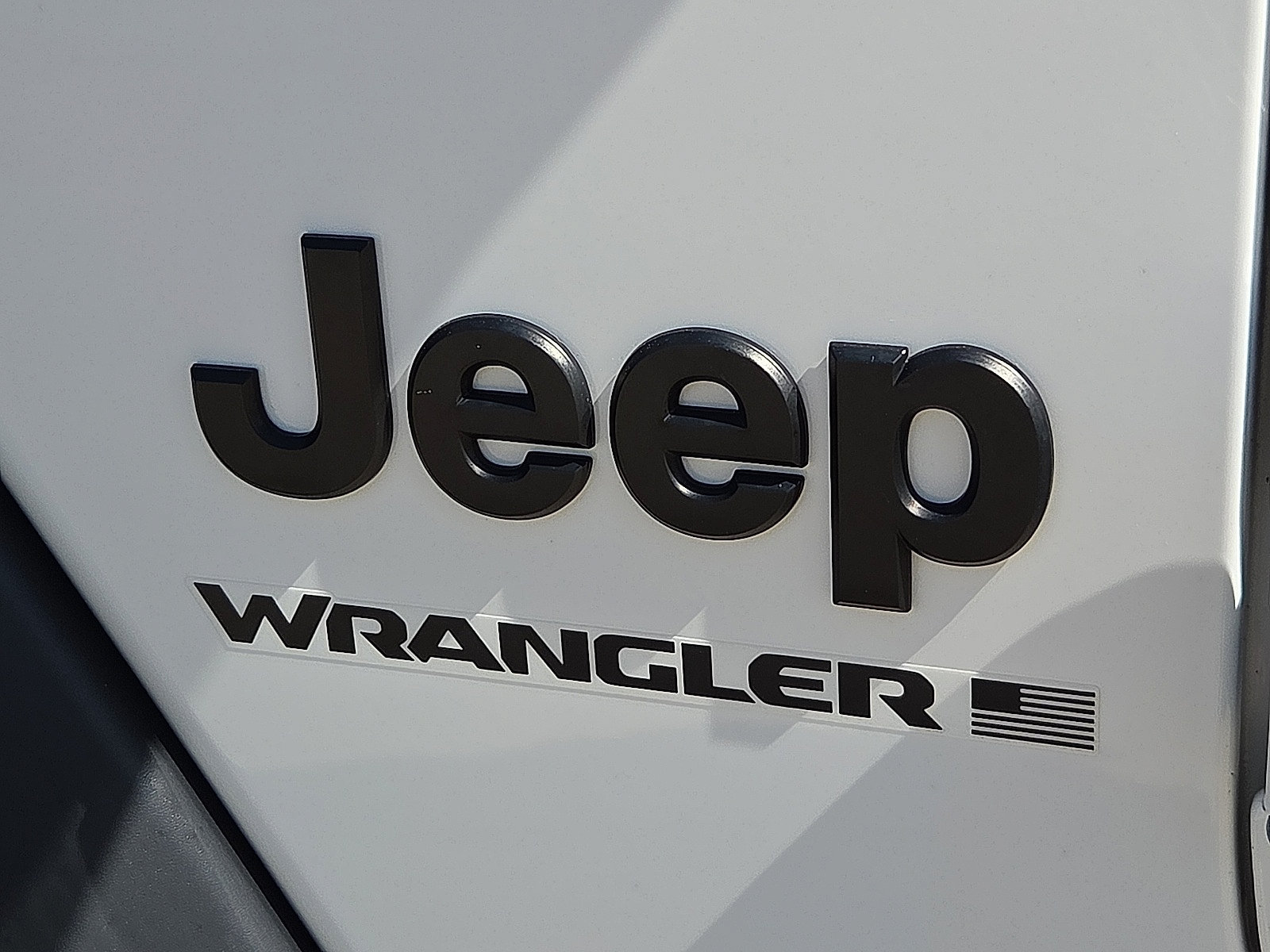 Used 2024 Jeep Wrangler Unlimited Sport AWD/4WD image 9