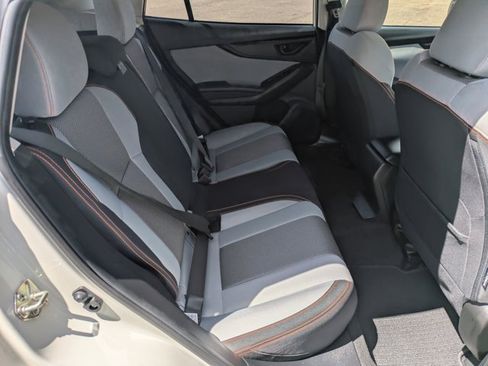 Used 2022 Subaru Crosstrek 2.0i Premium AWD/4WD image 18
