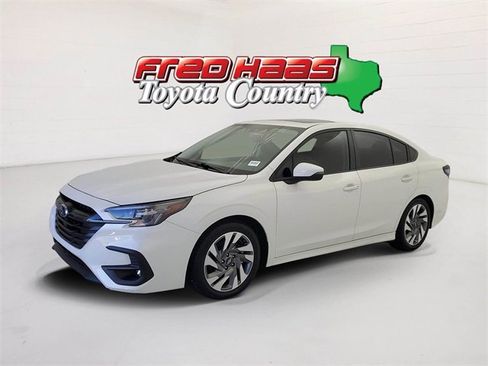 Used 2024 Subaru Legacy Limited image 1