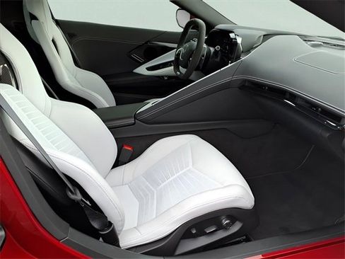 Used 2024 Chevrolet Corvette Z06 image 18