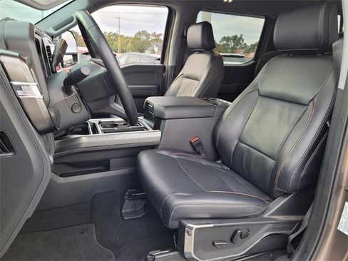 Certified 2023 Ford F350 Lariat w/ Chrome Package image 8