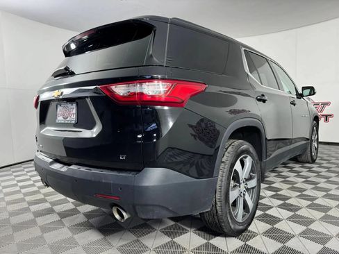 Used 2019 Chevrolet Traverse LT w/ LT Premium Package AWD/4WD image 31