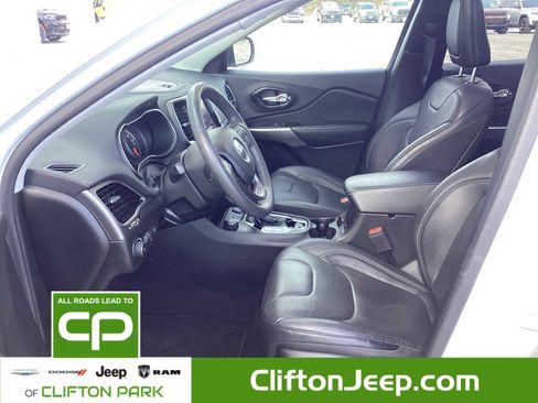 Certified 2021 Jeep Cherokee Limited w/ Elite Package image 9