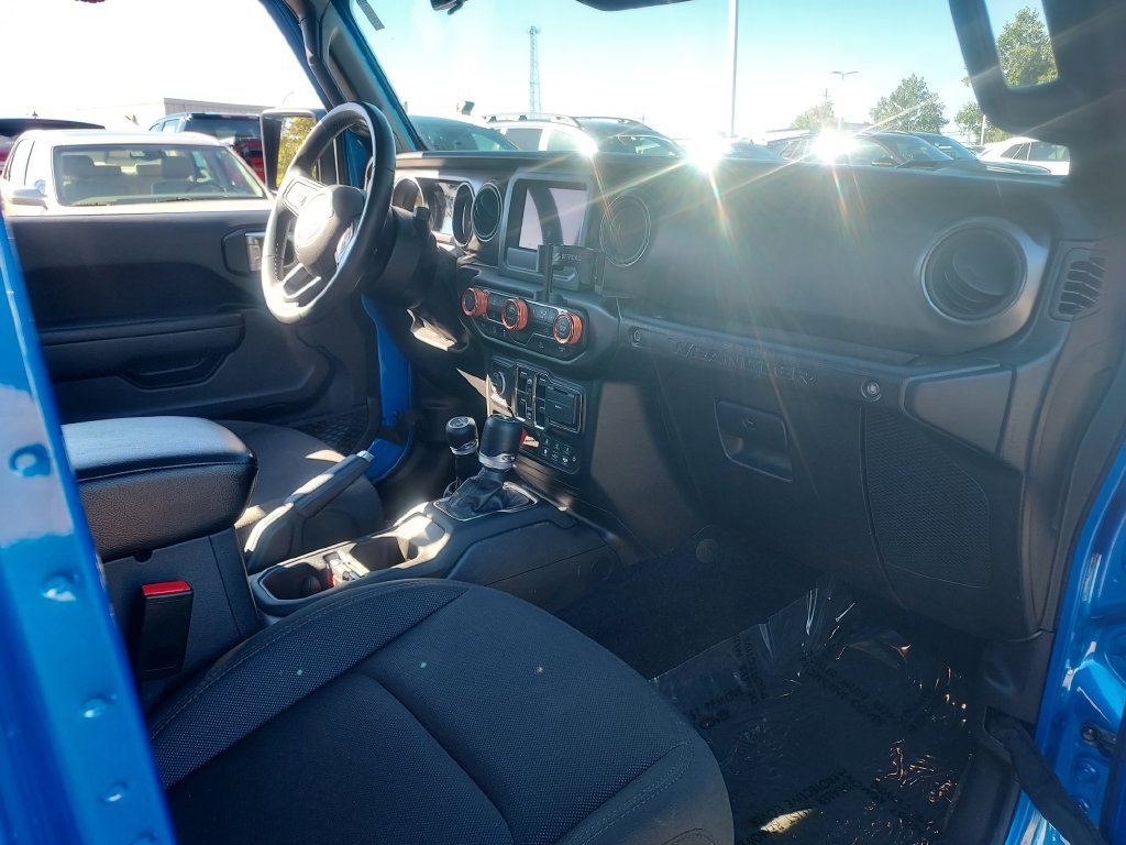Used 2022 Jeep Wrangler Unlimited Sport AWD/4WD image 40