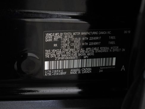 Used 2019 Toyota RAV4 XLE w/ Convenience Package image 29