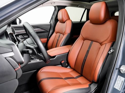 Used 2023 MAZDA CX-50 Meridian Edition w/ Weather Package image 5