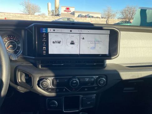 Used 2024 Jeep Wrangler Sport image 17