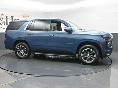 Used 2025 Chevrolet Tahoe LT w/ Advanced Technology Package AWD/4WD image 51