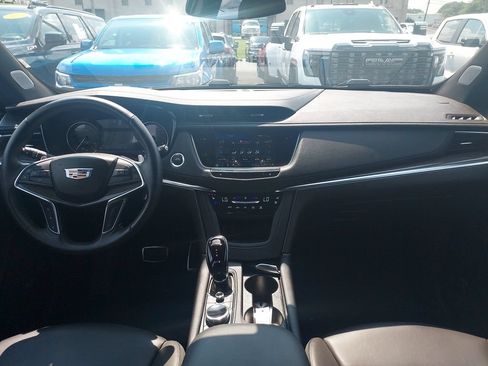 Used 2024 Cadillac XT5 Sportv w/ LPO, Floor Liner Package AWD/4WD image 15