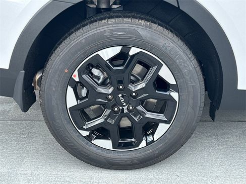 New 2026 Kia Sorento S image 7