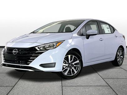 New 2025 Nissan Versa SV w/ Trunk Package