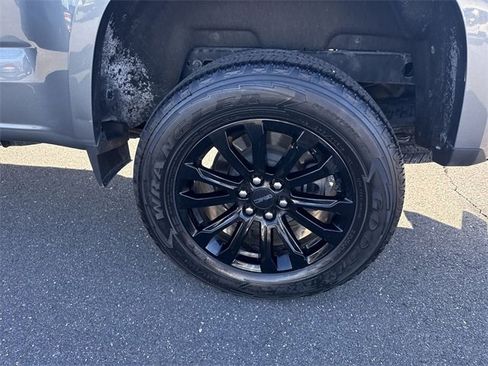 Used 2022 GMC Canyon Elevation image 30