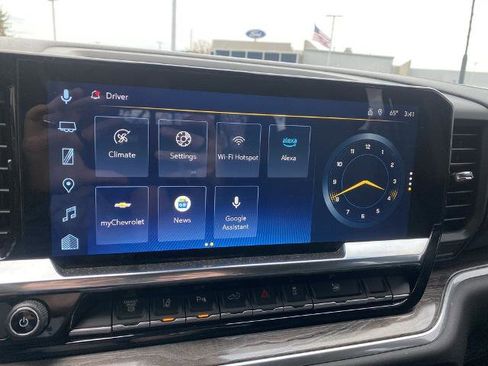 Used 2025 Chevrolet Silverado 2500 LTZ w/ LTZ Premium Package image 20