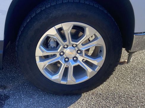 Certified 2024 Chevrolet Silverado 1500 LTZ image 34