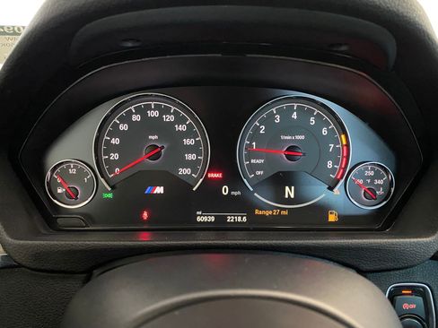 Used 2017 BMW M4 Coupe image 17