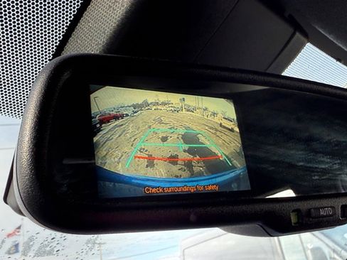 Used 2018 Toyota C-HR XLE image 17