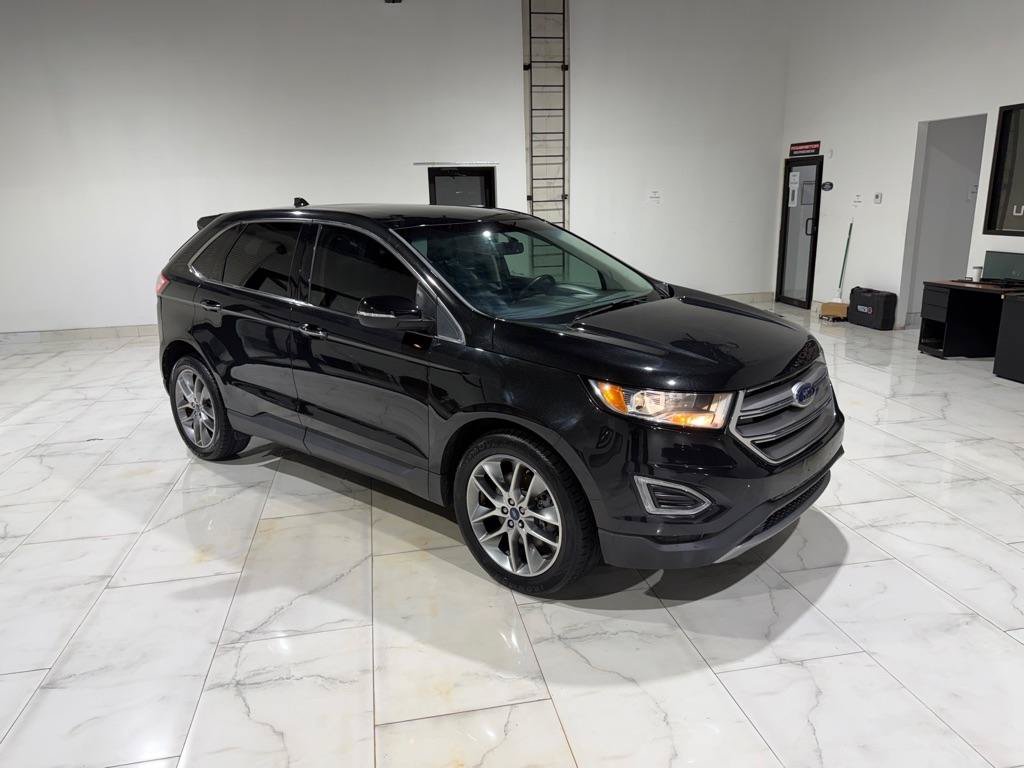 Used 2015 Ford Edge Titanium w/ Equipment Group 301A AWD/4WD image 3