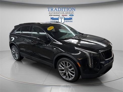 Used 2019 Cadillac XT4 Sport w/ Cold Weather Package image 5