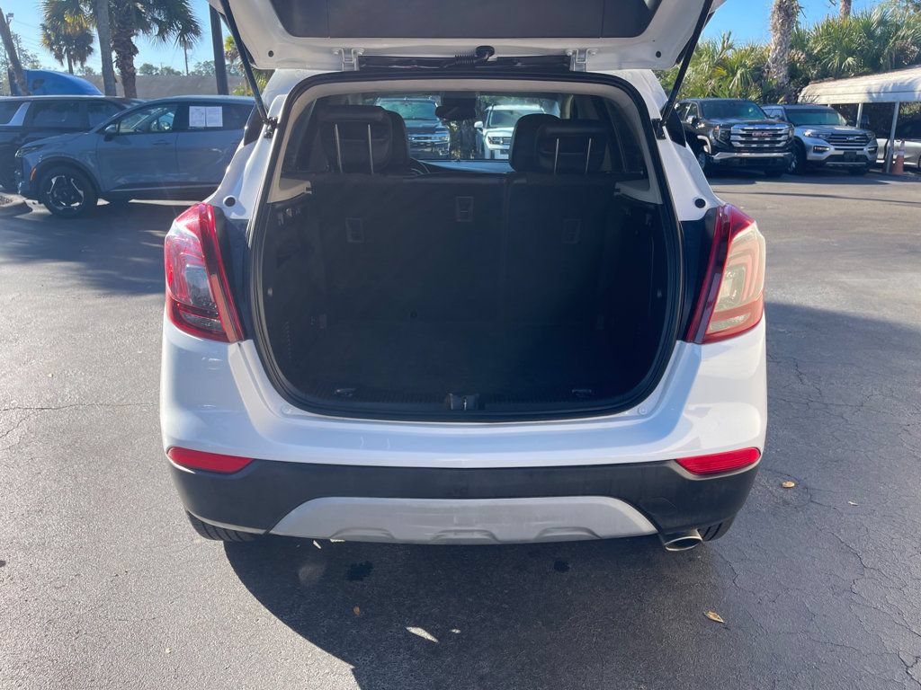 Used 2020 Buick Encore Preferred FWD image 5