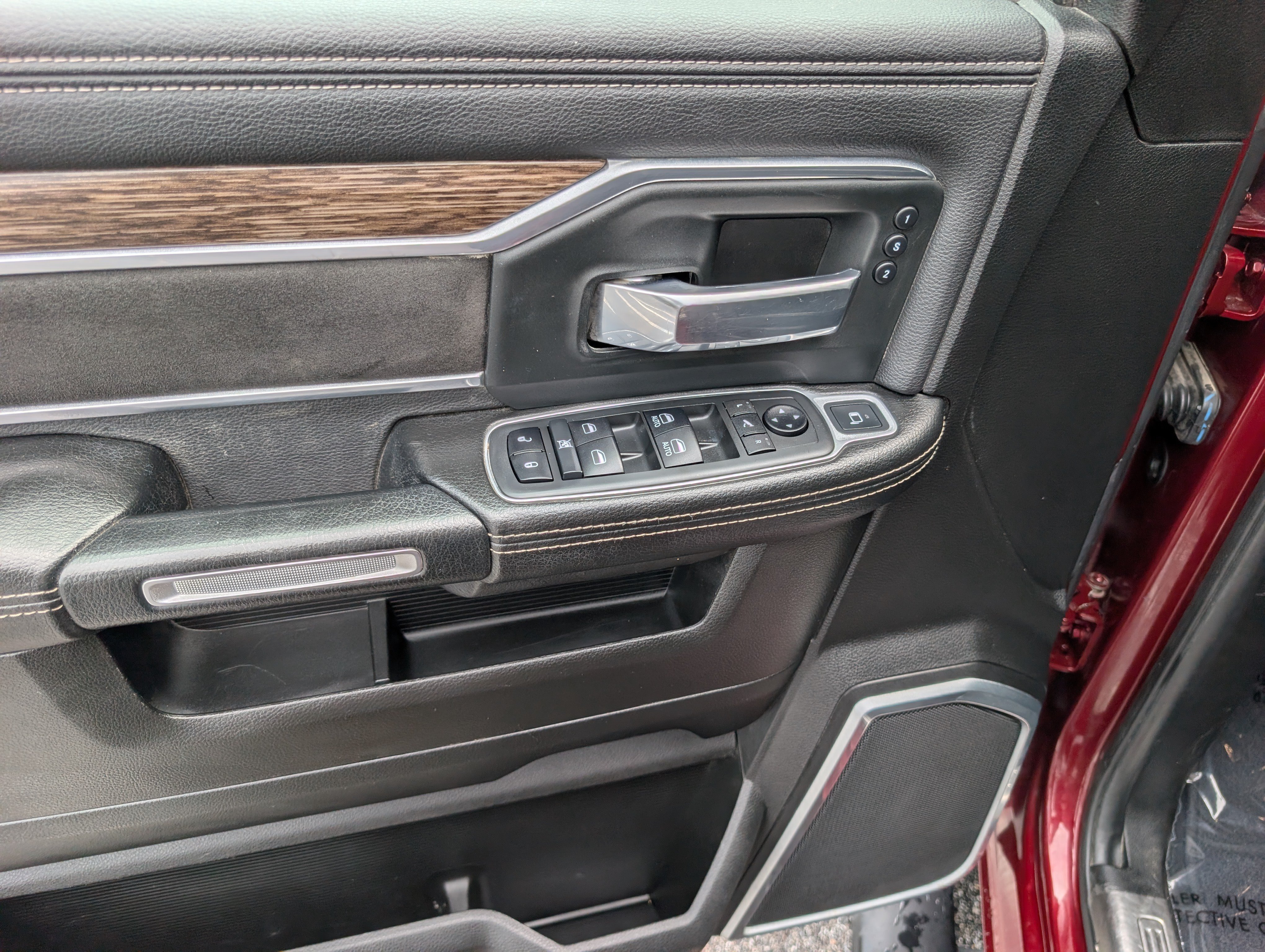 Used 2019 RAM 2500 Laramie AWD/4WD image 20