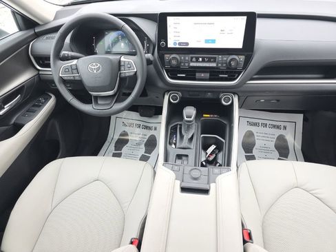 Certified 2026 Toyota Grand Highlander XLE image 21