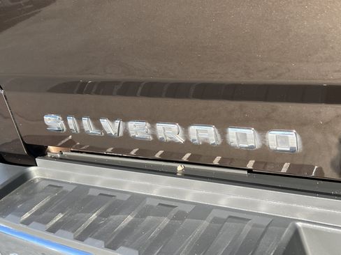 Used 2019 Chevrolet Silverado 2500 LTZ w/ Duramax Plus Package AWD/4WD image 9