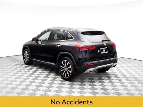 Used 2023 Mercedes-Benz GLA 250 4MATIC image 3