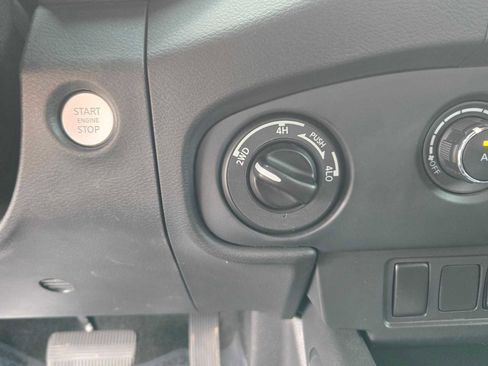 Used 2022 Nissan Frontier S w/ Technology Package image 30