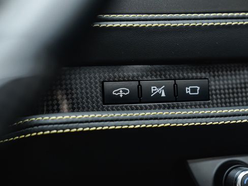Used 2022 Ferrari F8 Tributo RWD image 51