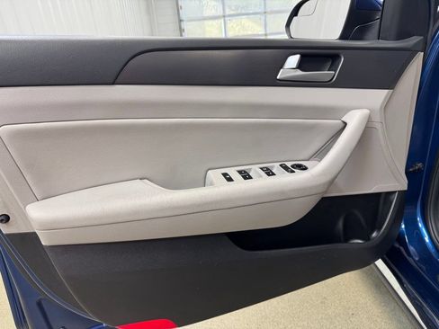 Used 2017 Hyundai Sonata Sport w/ Value Edition Package 02 FWD image 8