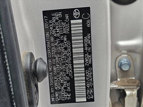 Used 2017 Toyota Prius Prime Advanced w/ Carpet Mat Package image 22