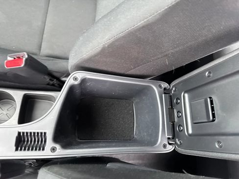 Used 2025 Nissan Kicks Play S FWD image 33