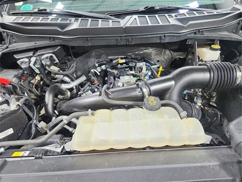 Used 2022 Ford F150 XLT w/ Equipment Group 302A High image 17