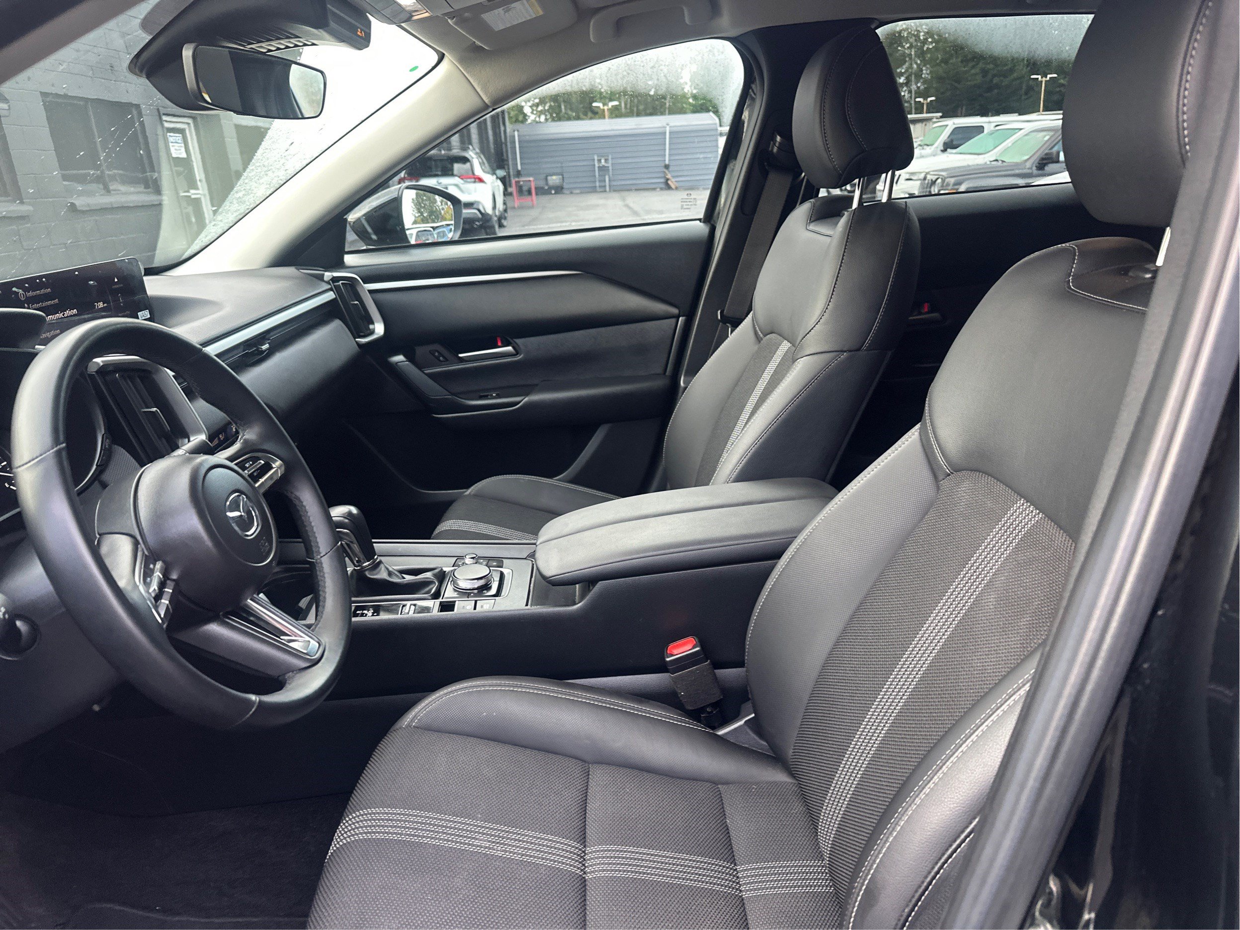 Used 2025 MAZDA CX-50 AWD 2.5 S w/ Weather Package image 9