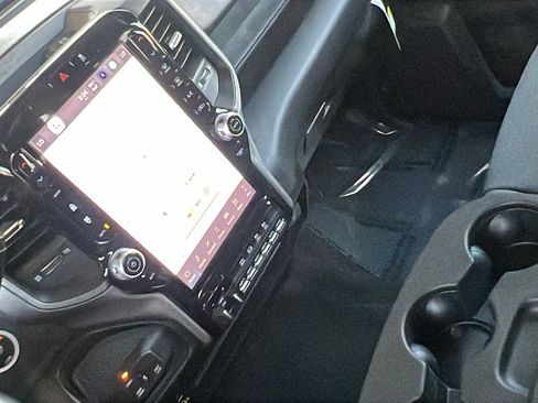 New 2025 RAM 2500 Tradesman image 28