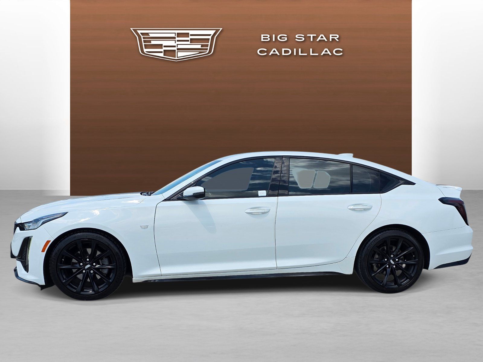 Used 2021 Cadillac CT5 Sport w/ Lighting Package RWD image 2