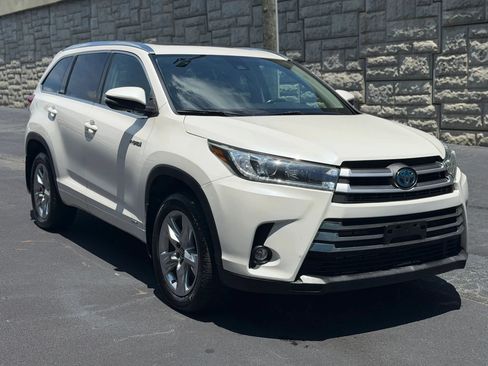 Used 2019 Toyota Highlander Limited AWD/4WD image 5