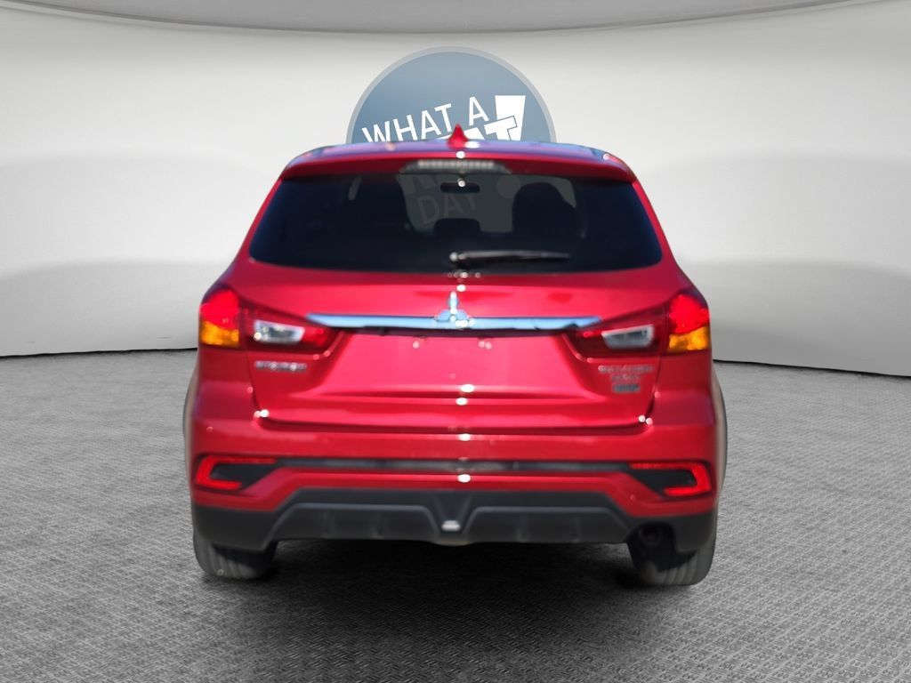Used 2018 Mitsubishi Outlander Sport SE AWD/4WD image 5