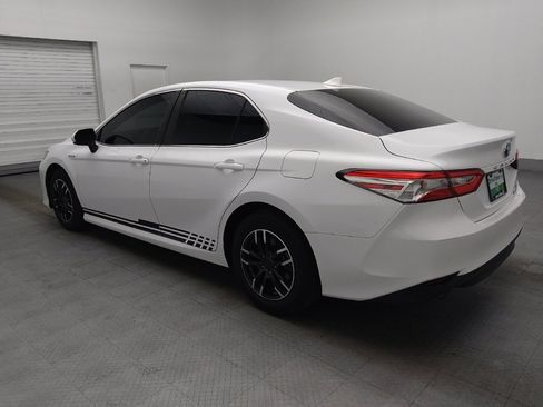 Used 2019 Toyota Camry LE FWD image 3