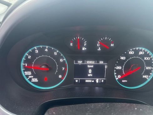 Used 2025 Chevrolet Malibu LT FWD image 12