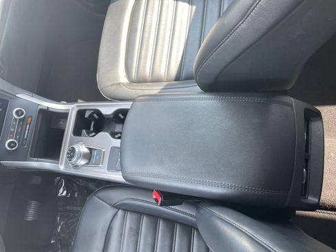 Used 2023 Ford Edge SEL image 46