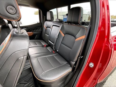 Used 2026 GMC Canyon AT4 w/ Technology Plus Package image 40