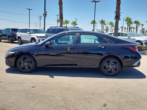 New 2026 Hyundai Elantra SEL Sport FWD image 32