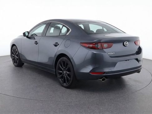Used 2023 MAZDA MAZDA3 s FWD image 3