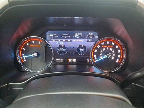 Used 2021 Ford F350 Lariat image 11