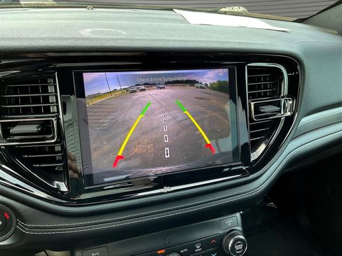 Used 2021 Dodge Durango GT RWD image 15