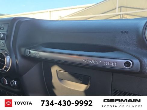 Used 2018 Jeep Wrangler Unlimited Sahara image 21