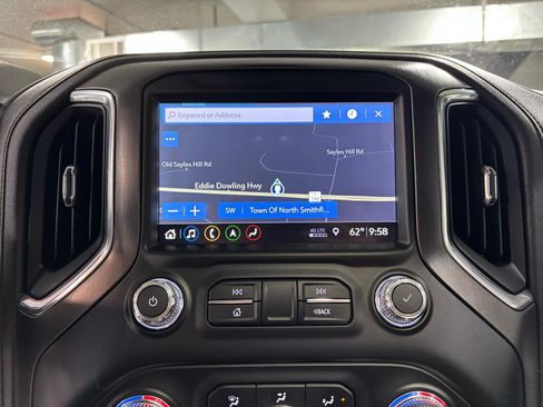 Used 2019 GMC Sierra 1500 AT4 w/ AT4 Premium Package AWD/4WD image 34