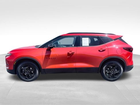 Used 2024 Chevrolet Blazer LT w/ Midnight/Sport Edition FWD image 5